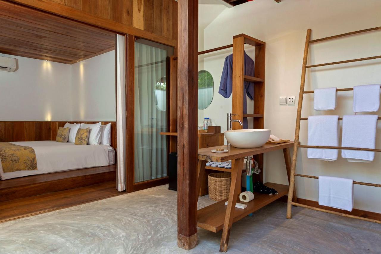 Island Center Point Hotel Koh Rong Samlon Eksteriør billede