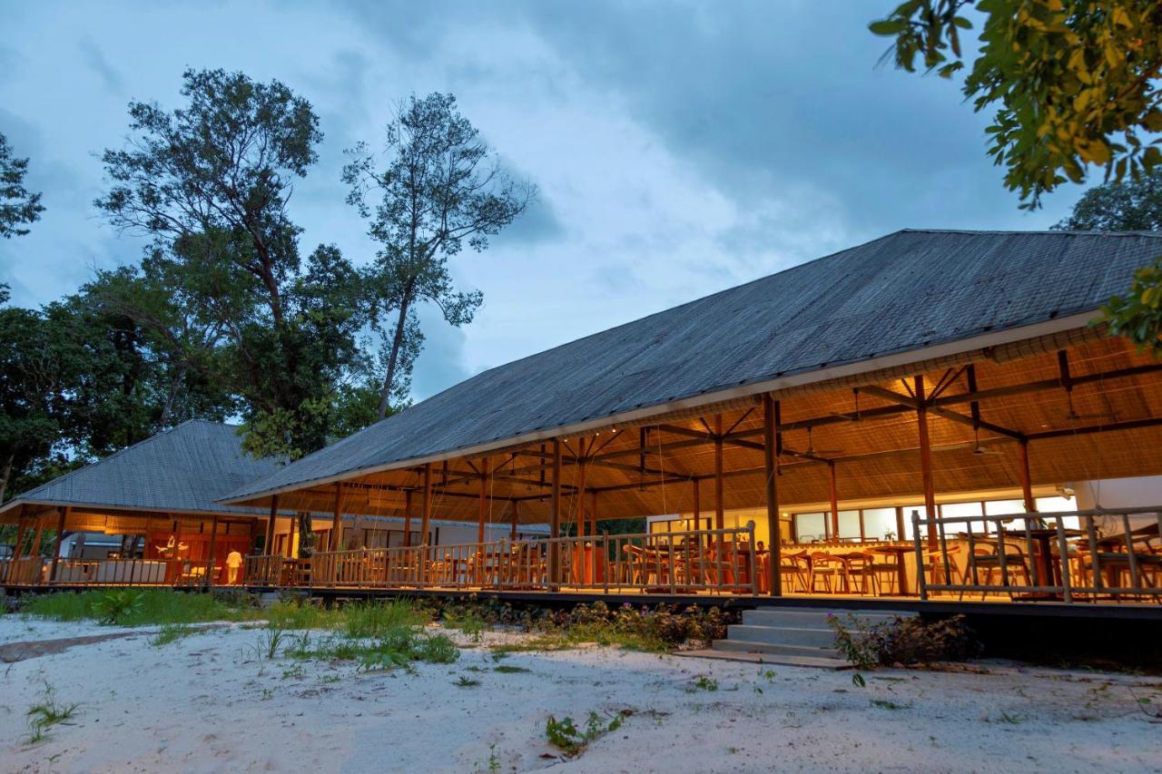 Island Center Point Hotel Koh Rong Samlon Eksteriør billede