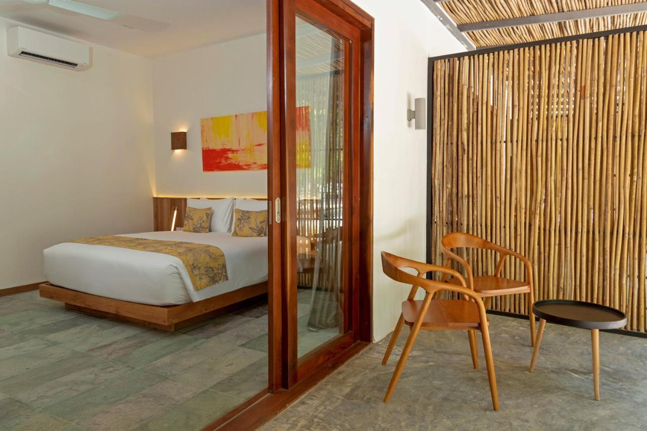 Island Center Point Hotel Koh Rong Samlon Eksteriør billede
